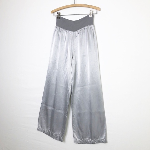 PJ Harlow Lola Gray satin lounge pants - Picture 7 of 8